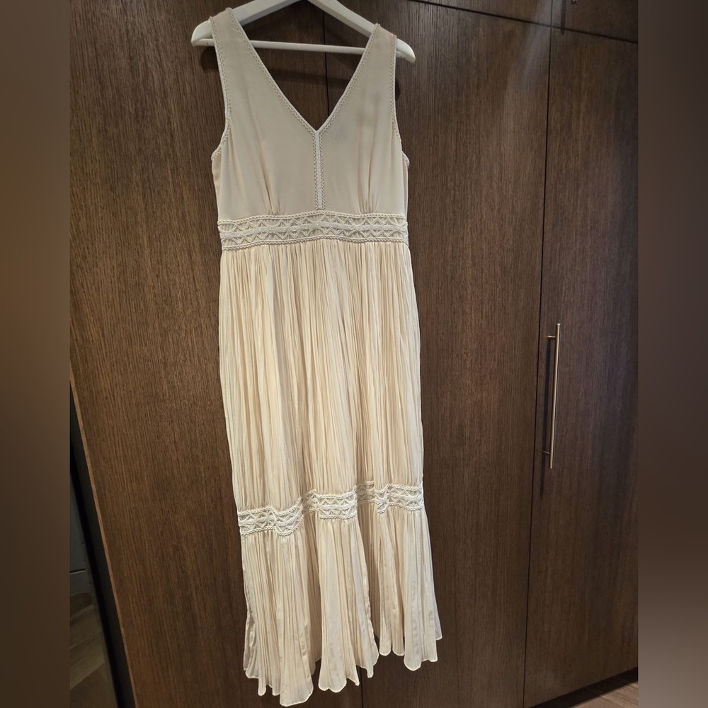 Massimo Dutti Elegant Cream Sleeveless Dress
